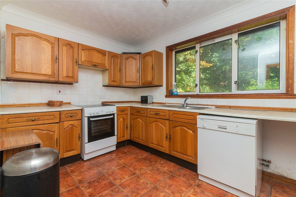 Additional image 24 of 6 bed detached house for saleHaus Saron, 106 Greenock Road, Largs, North Ayrshire KA30