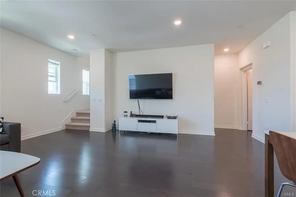 Additional image 9 of 140 Paramount, Irvine, CA 92618