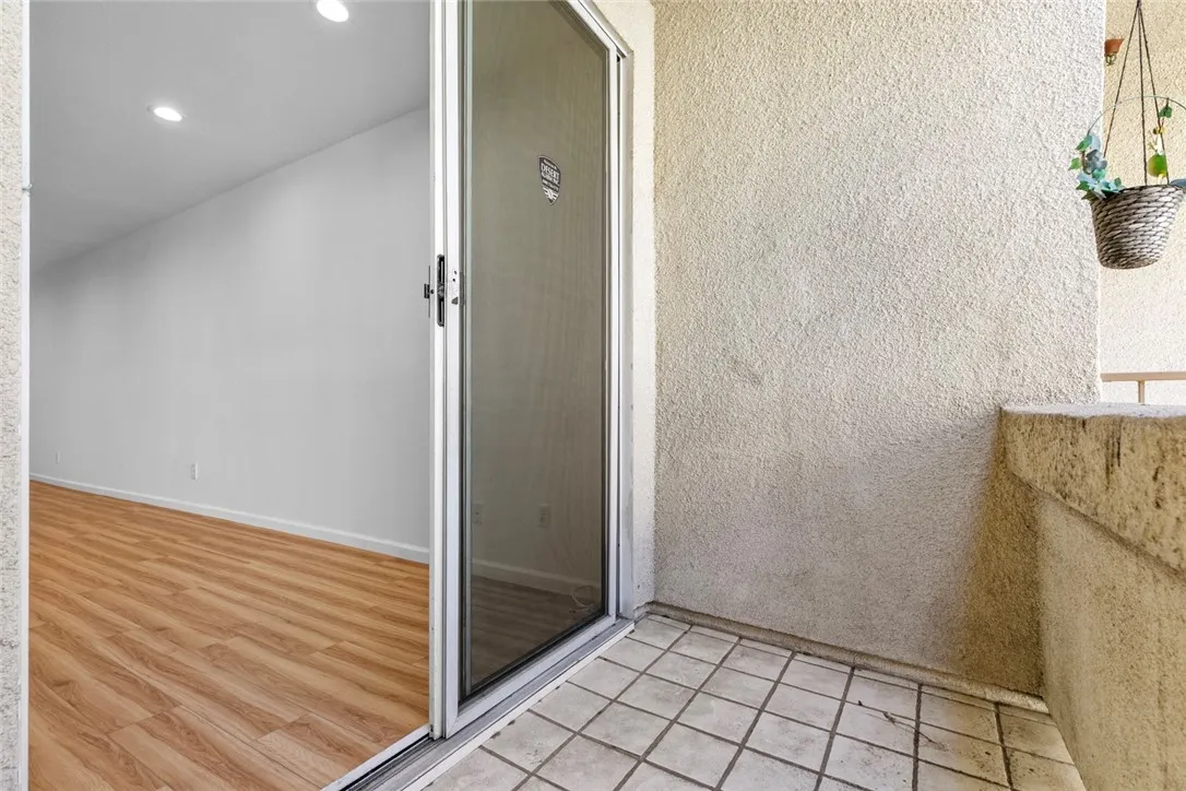 Additional image 57 of 16940 Chatsworth Unit 208, Granada Hills, CA 91344