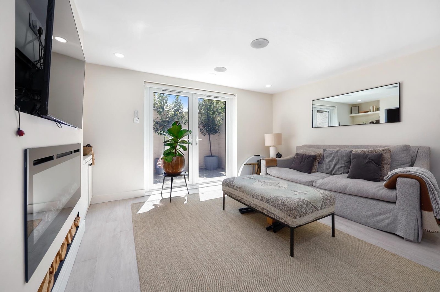 Additional image 7 of 3 Bed Flat, Winckworth Court, N1, N1 7GU