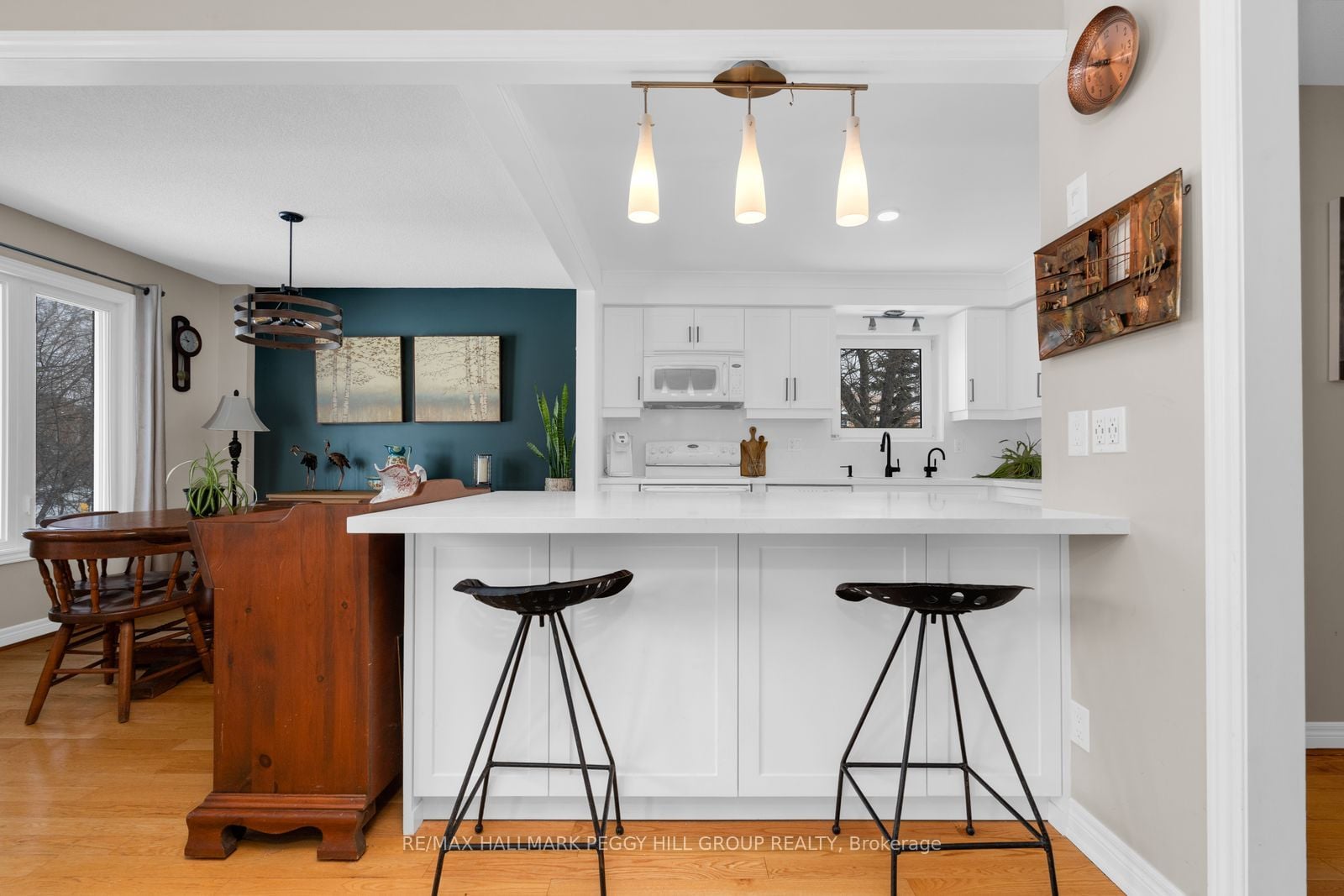 Additional image 2 of 6 Carolyne Street, Essa, ON, L3W 0J8