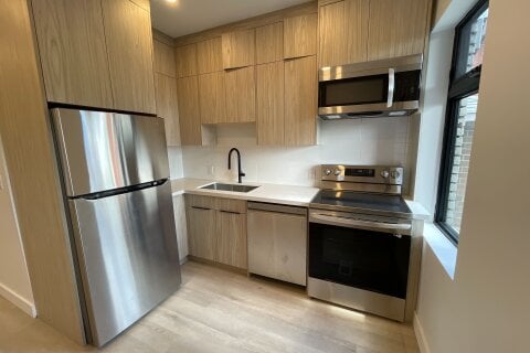 Additional image 7 of Main-1821 Davenport Road, Toronto, ON, M6N 1B8