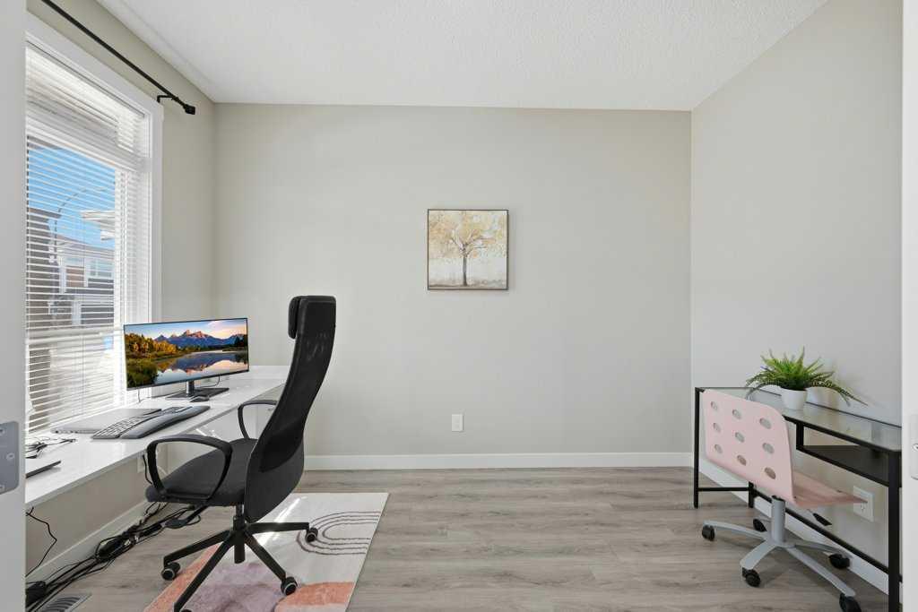 Additional image 4 of 75 Howse Crescent NE, Calgary, AB, T3P 1L4