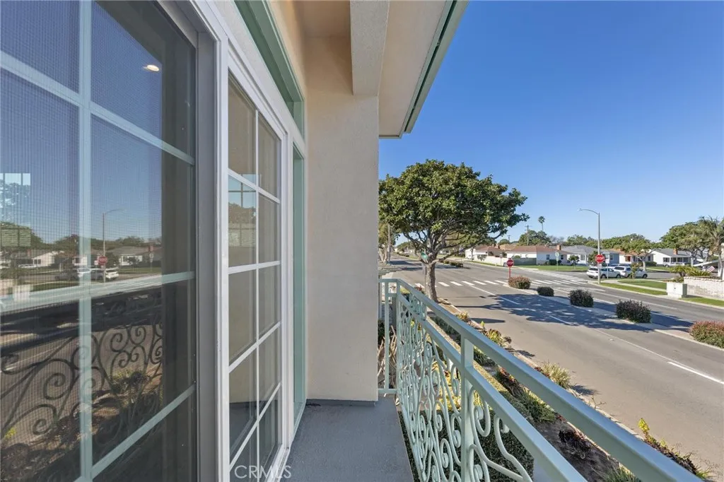 Additional image 17 of 1300 S Helberta Avenue Unit 2, Redondo Beach, CA 90277