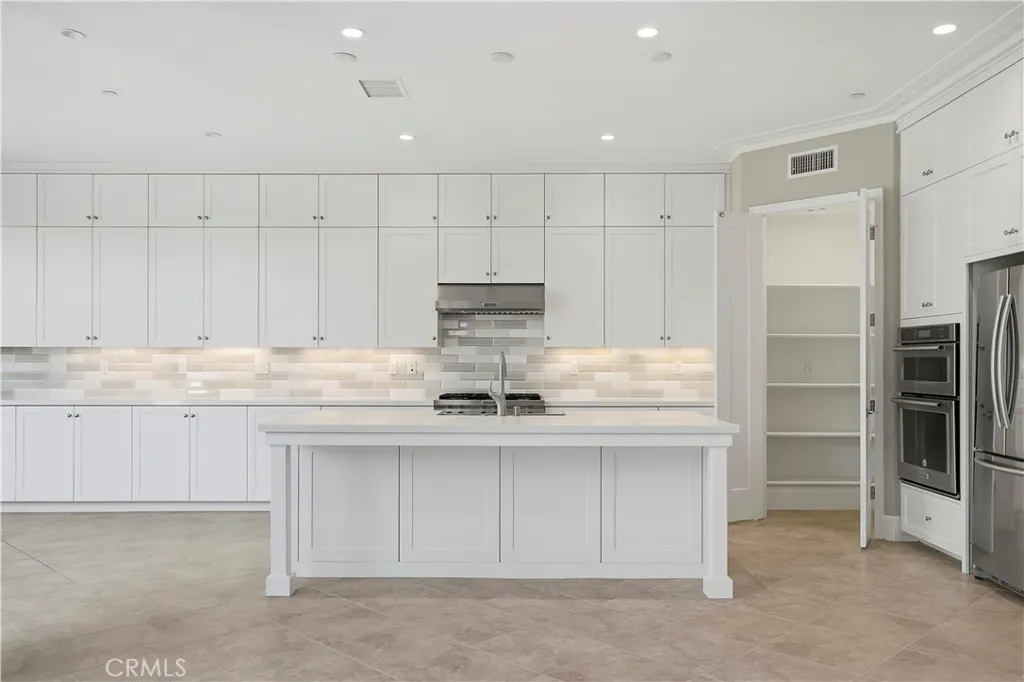 Additional image 63 of 100 Viano, Irvine, CA 92602