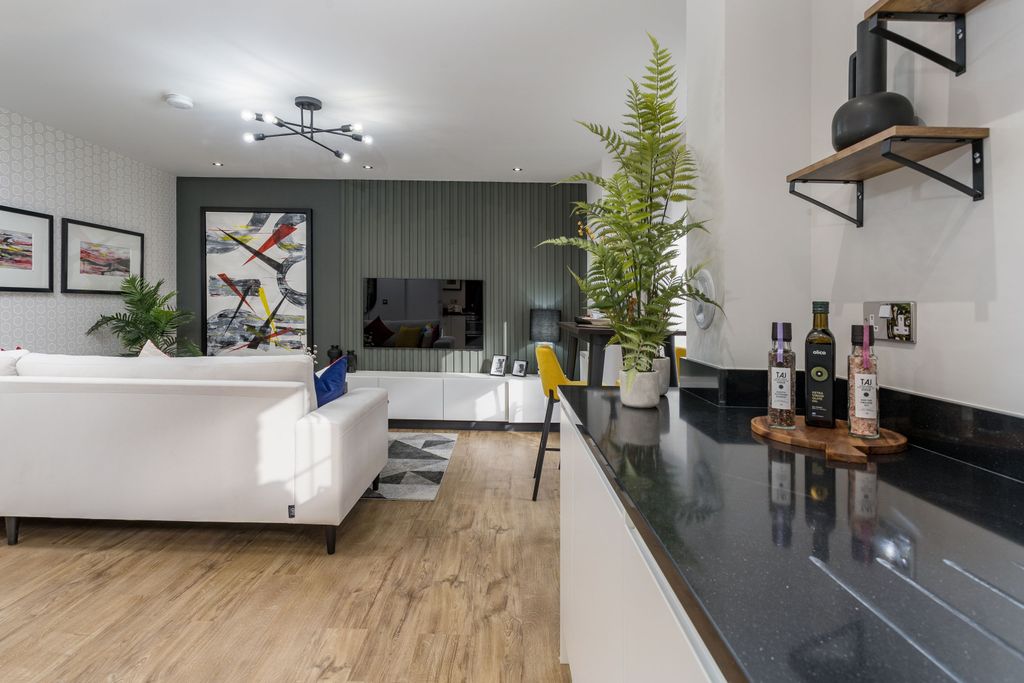 Additional image 7 of 2 bed flat for sale"Flat Type C" at Laymoor Avenue, Renfrew PA4