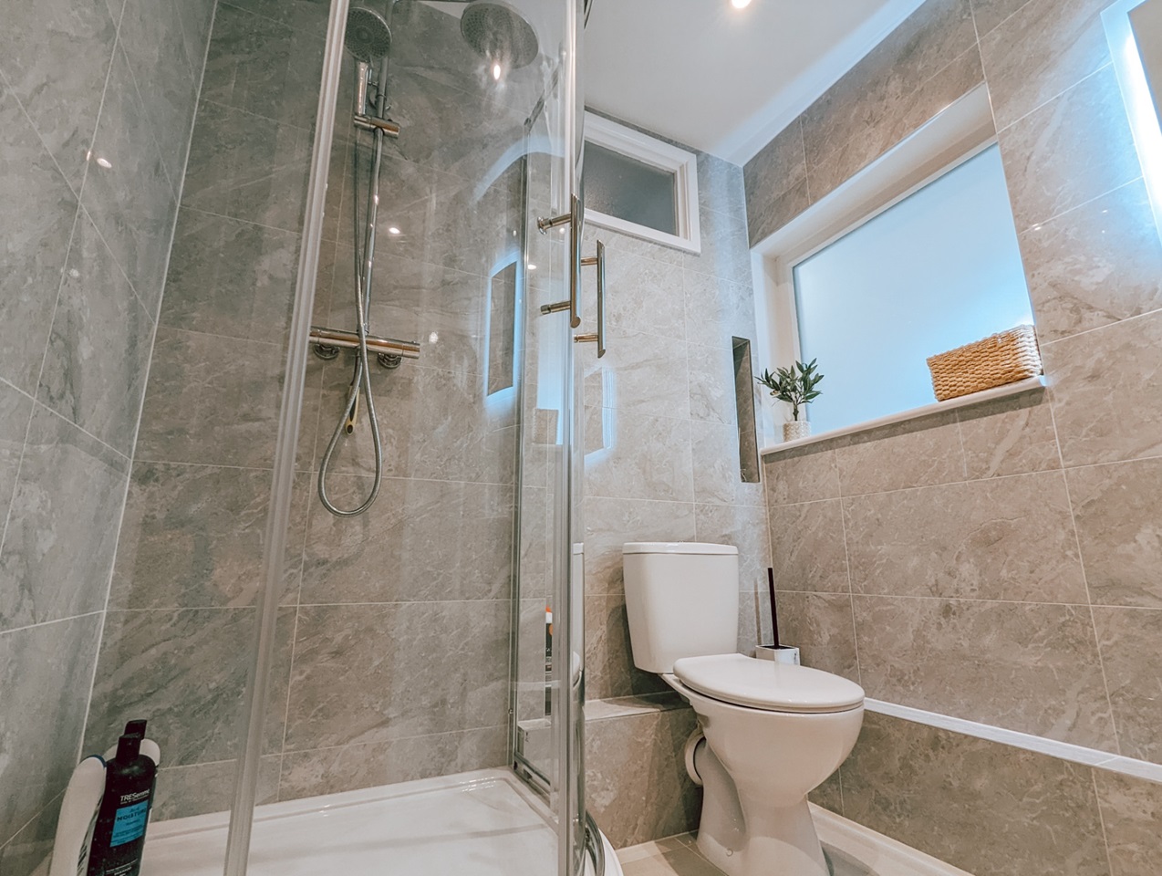 Additional image 14 of 2 Bed Flat, Springwell Court, EC1V, N1 7GU