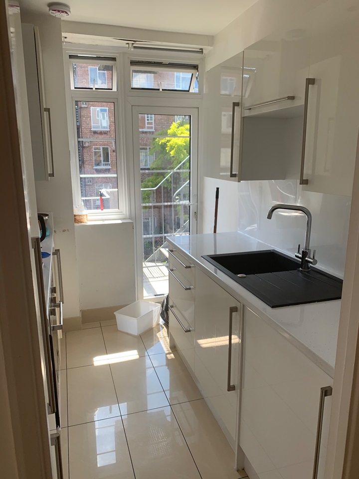 Additional image 5 of 2 Bed Flat, Charlbert Court, NW8, N1 7GU