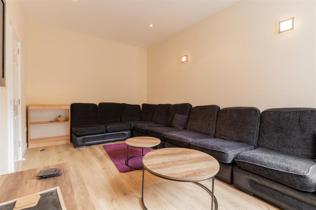 Heeley Road, Birmingham, West Midlands, B29