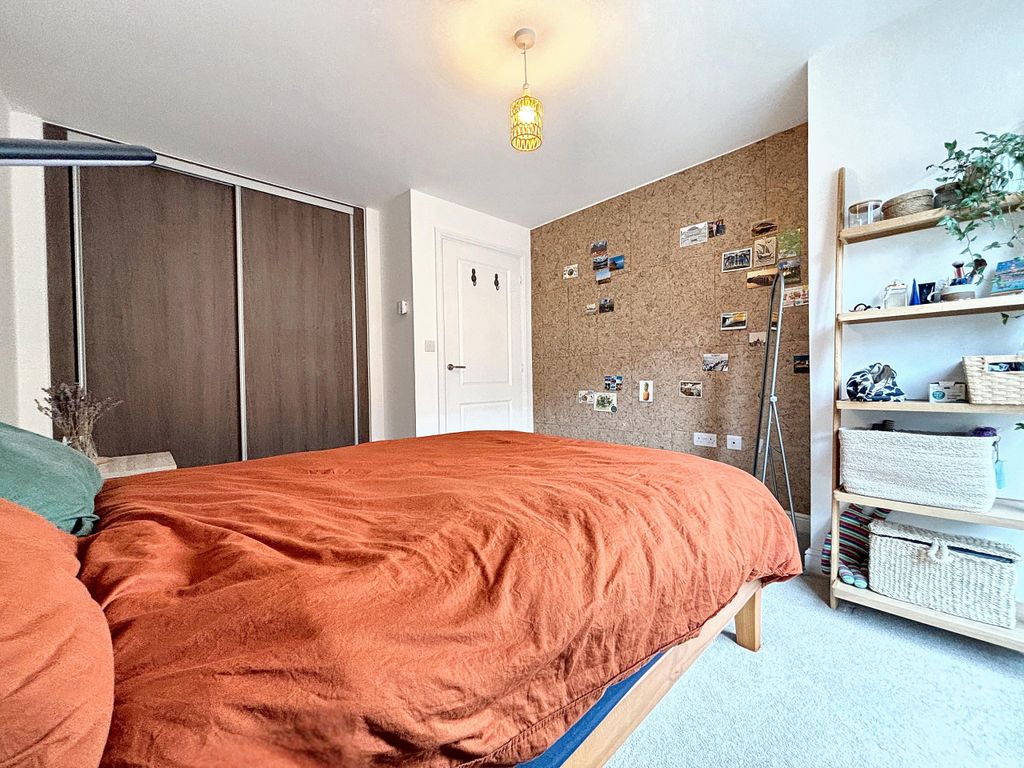 Additional image 7 of 1 bed flat for saleTanner Close, Frenchay, Bristol, Gloucestershire BS16