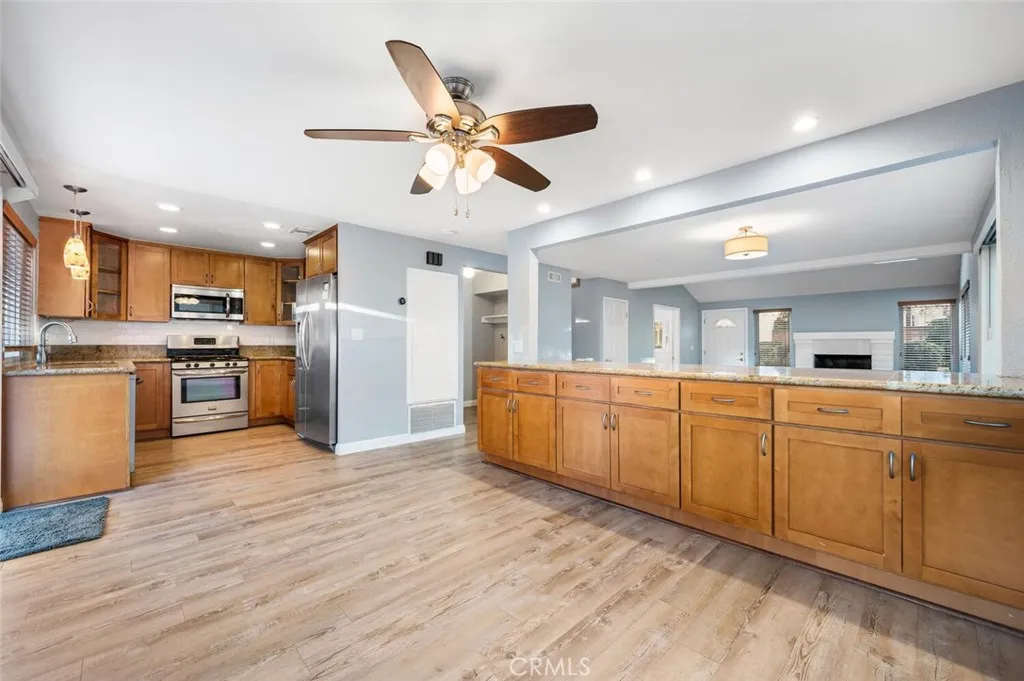 Additional image 77 of 10648 Porto Court, San Diego, CA 92124