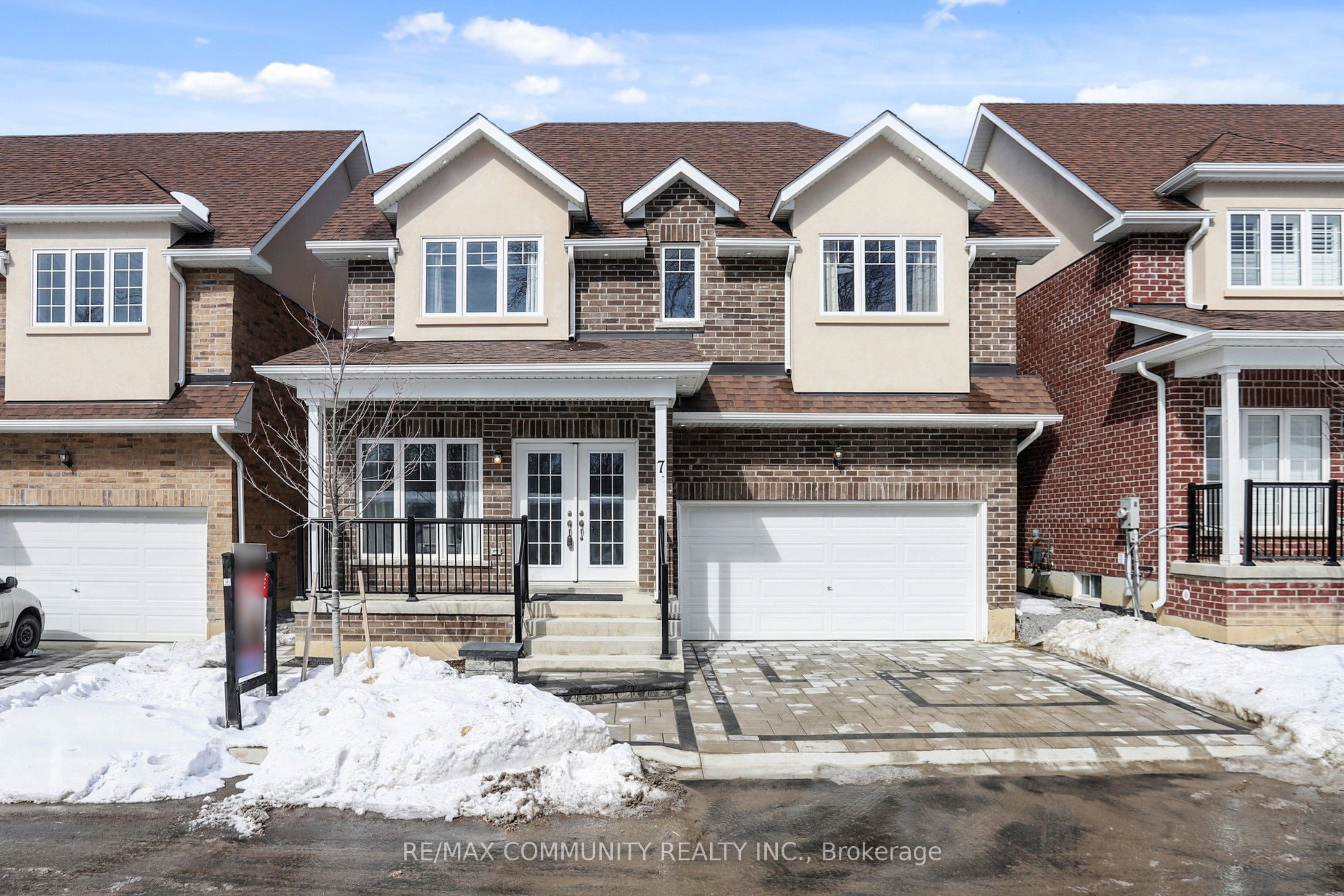 7-1741 Fairport Road, Pickering, ON, L1V 1S9