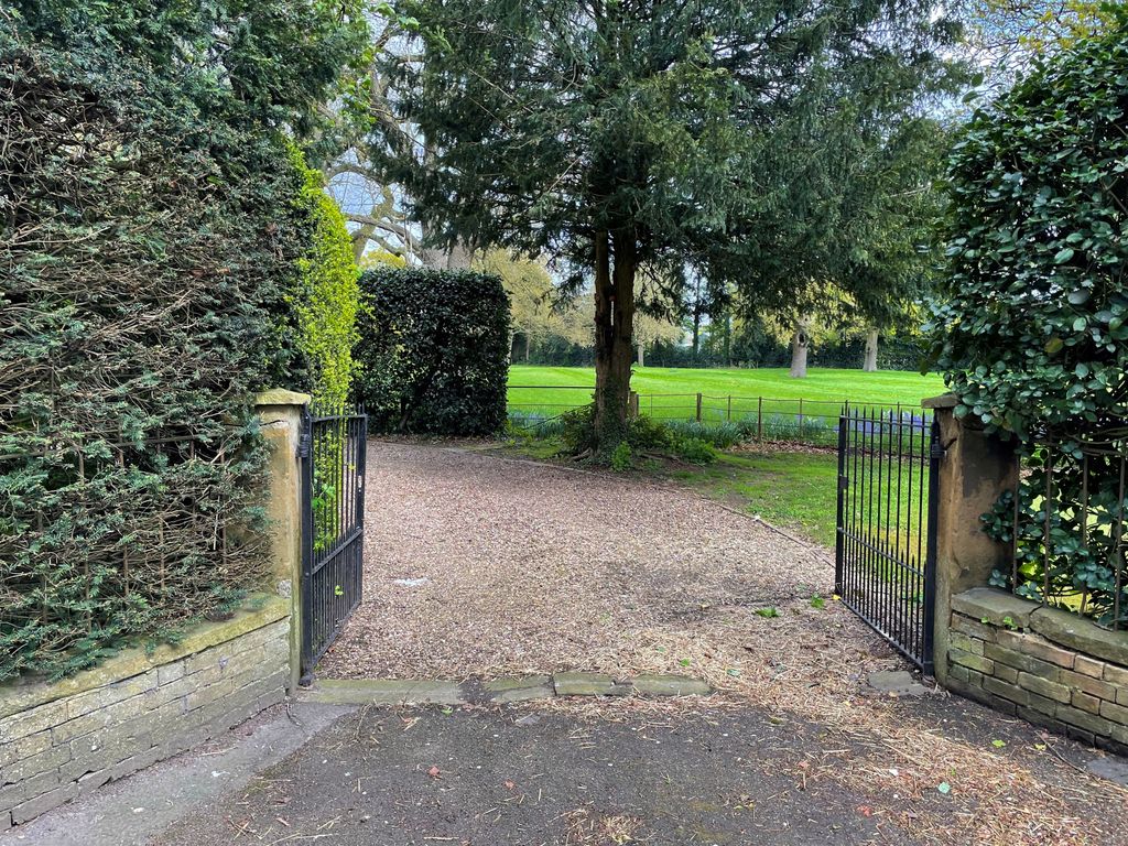 Additional image 46 of 5 bed detached house for saleGainsborough Road, Market Rasen LN8