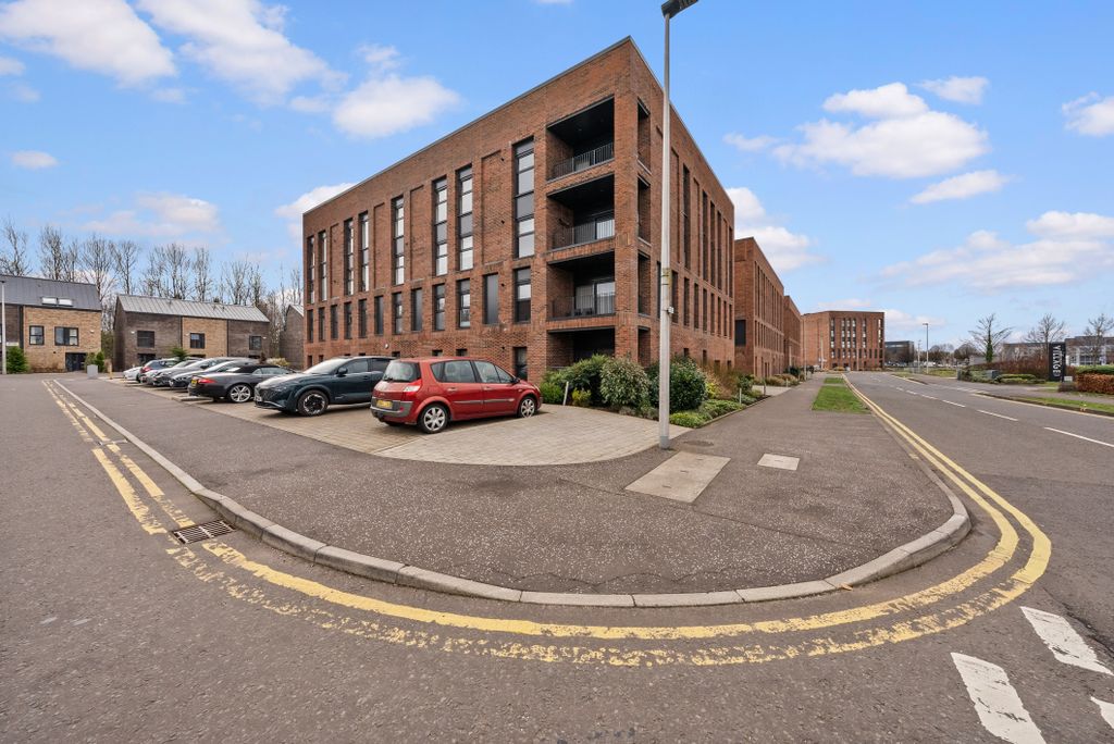 Additional image 18 of 2 bed flat for saleFestival Court, Princes Quay, Glasgow G51