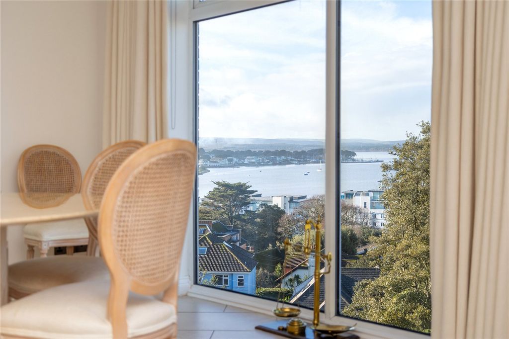 Additional image 10 of 3 bed flat for saleChaddesley Glen, Canford Cliffs, Poole, Dorset BH13