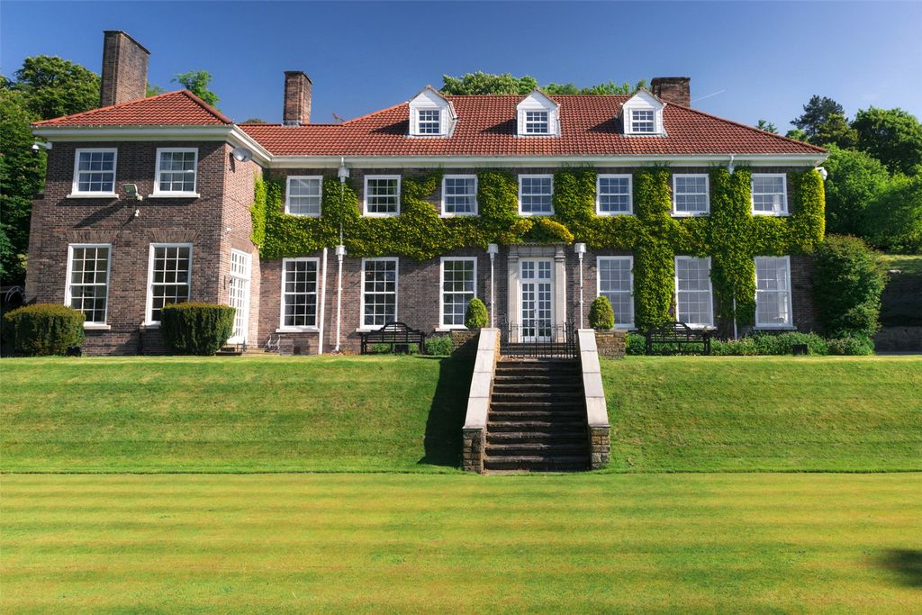 8 bed detached house for saleBrenaire Park, Woodlands Drive, Rawdon, Leeds, West Yorkshire LS19