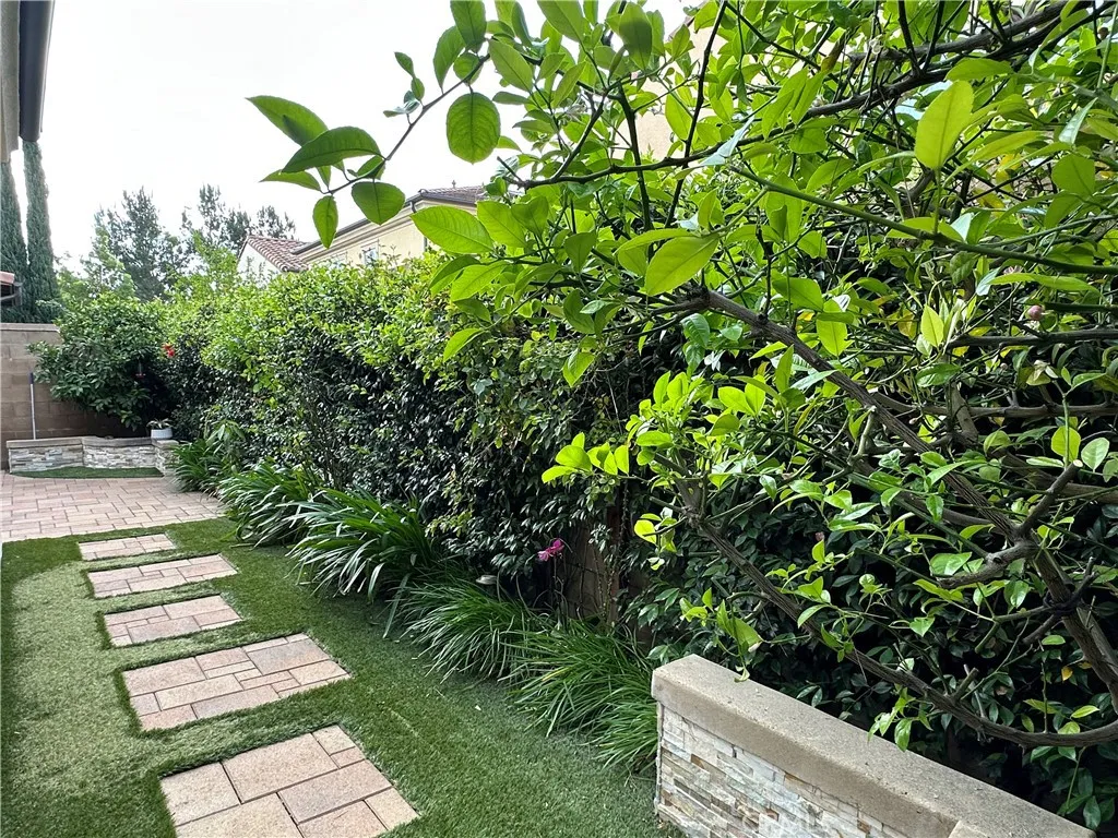 111 Island Coral, Irvine, CA 92620