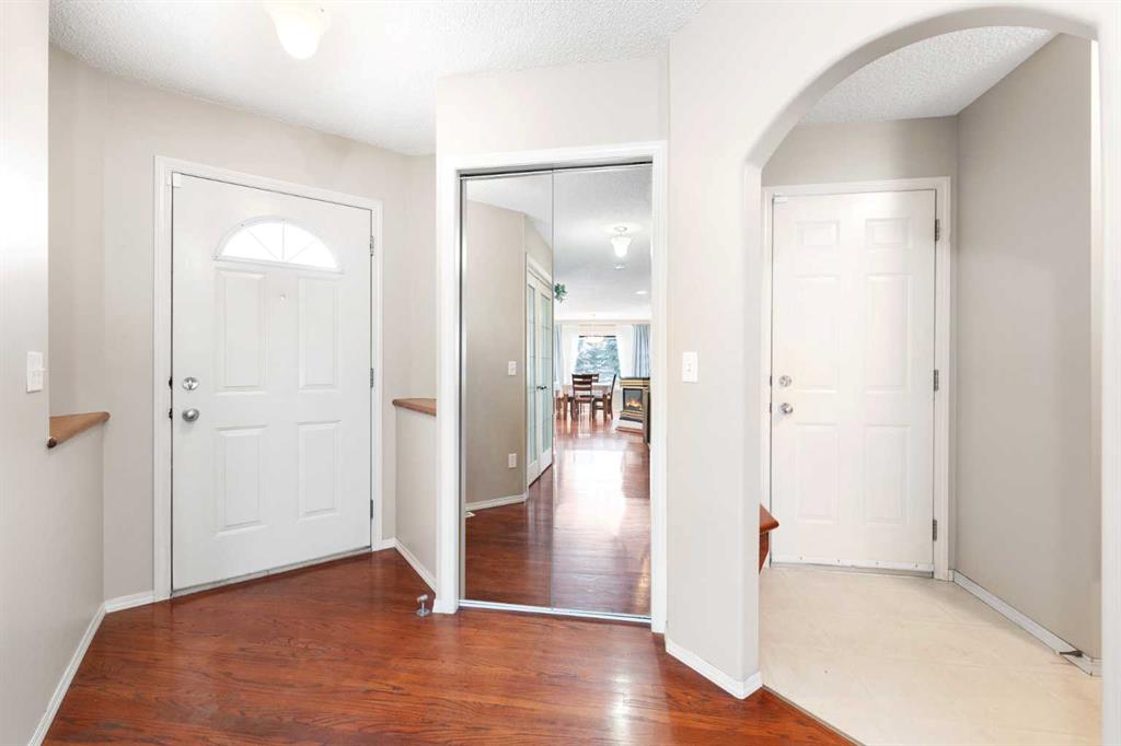 Additional image 2 of 69 Hampstead Gardens NW, Calgary, AB, T3A 5Y5