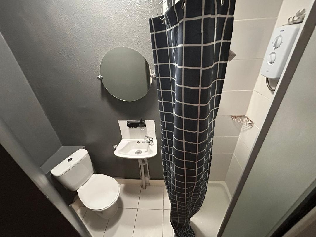 Additional image 16 of Studio Flat, Tachbrook Street, SW1V, N1 7GU