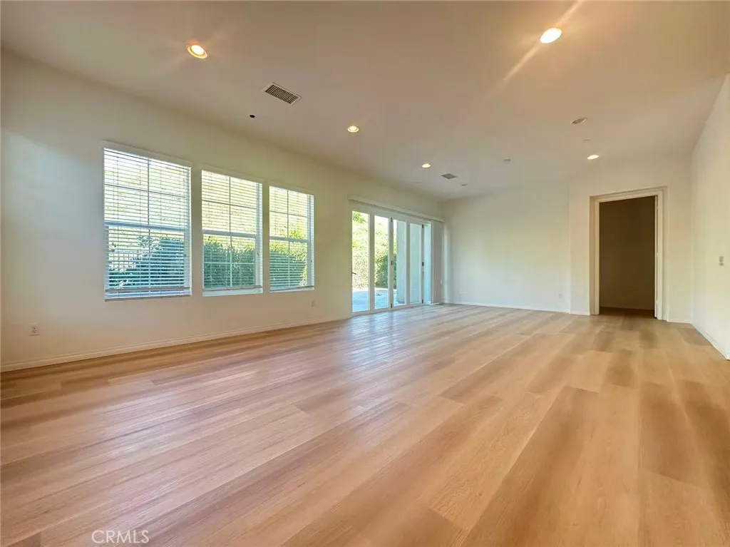 Additional image 8 of 803 E Manresa, Azusa, CA 91702