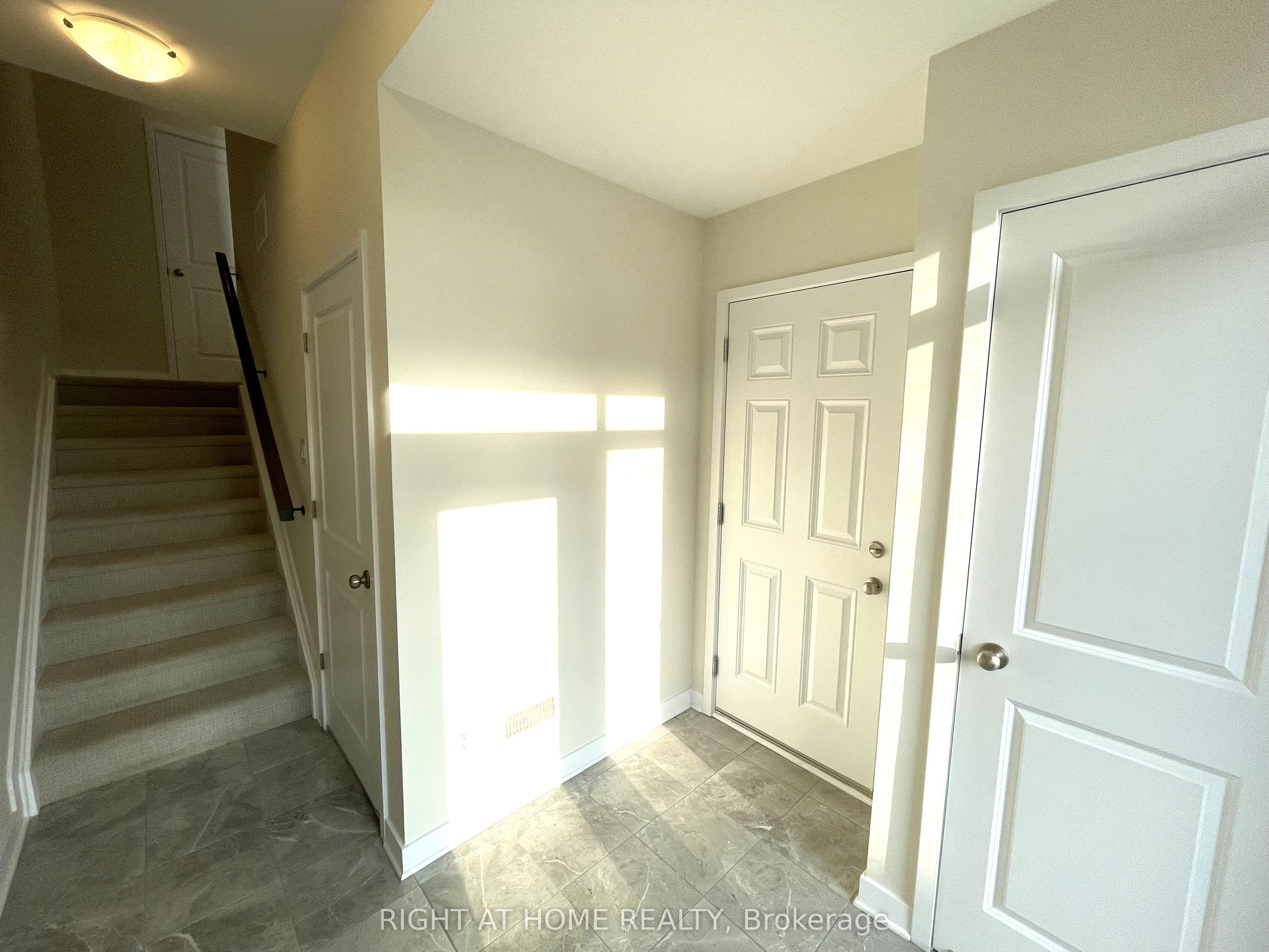 Additional image 3 of 186 Visor Private, Ottawa, ON, K2V 0S6