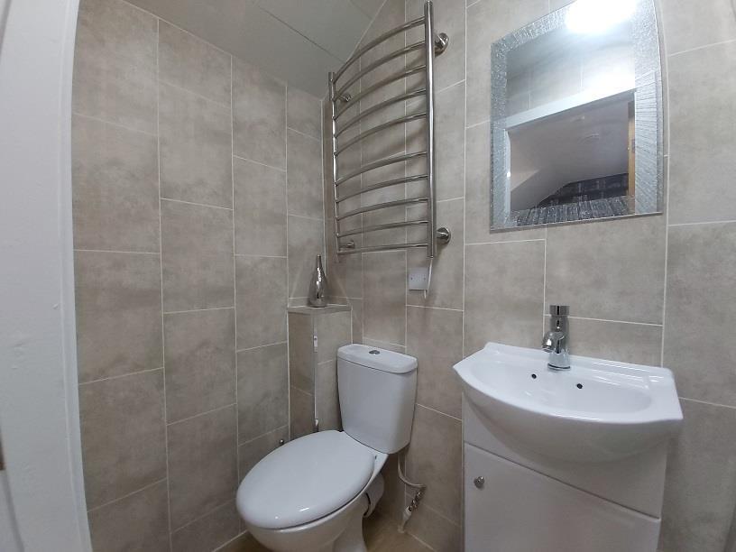 Additional image 8 of North Road