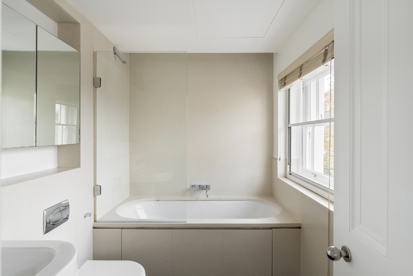 Additional image 9 of 2 Bed Flat, Kings Road, SW3, N1 7GU