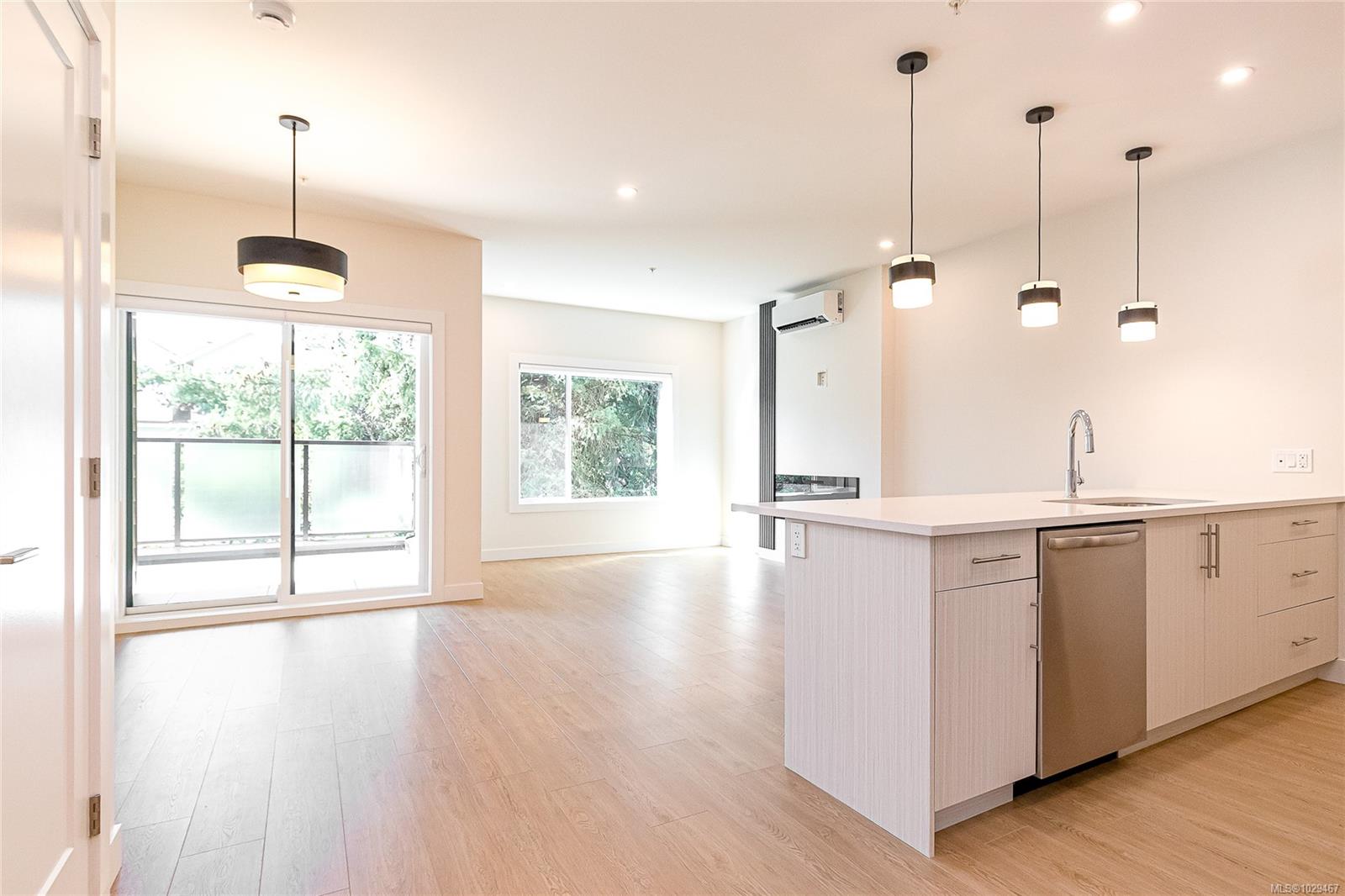 205-924 Jenkins Avenue, Langford, BC, V9B 2N7