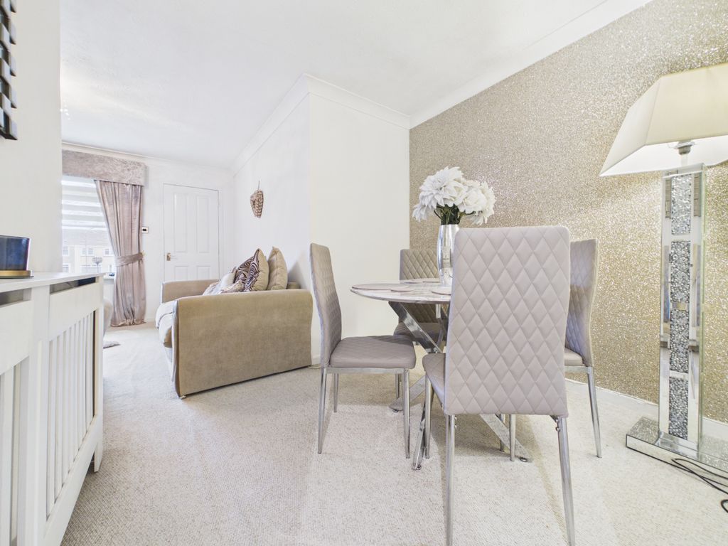 1 bed flat for saleLauder Gardens, Coatbridge ML5 photo 5