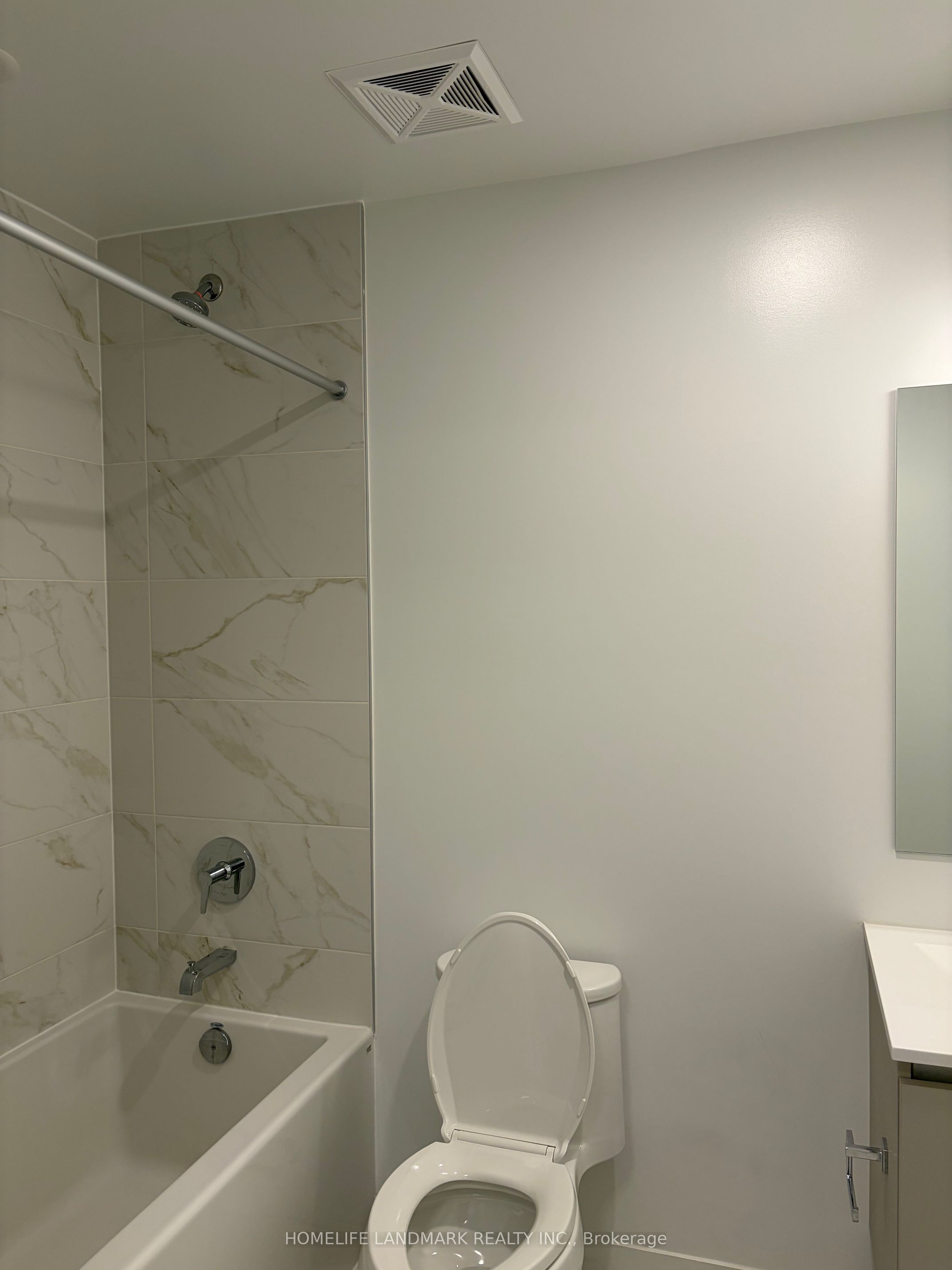 Additional image 6 of 814-405 Dundas Street W, Oakville, ON, L6M 4P9