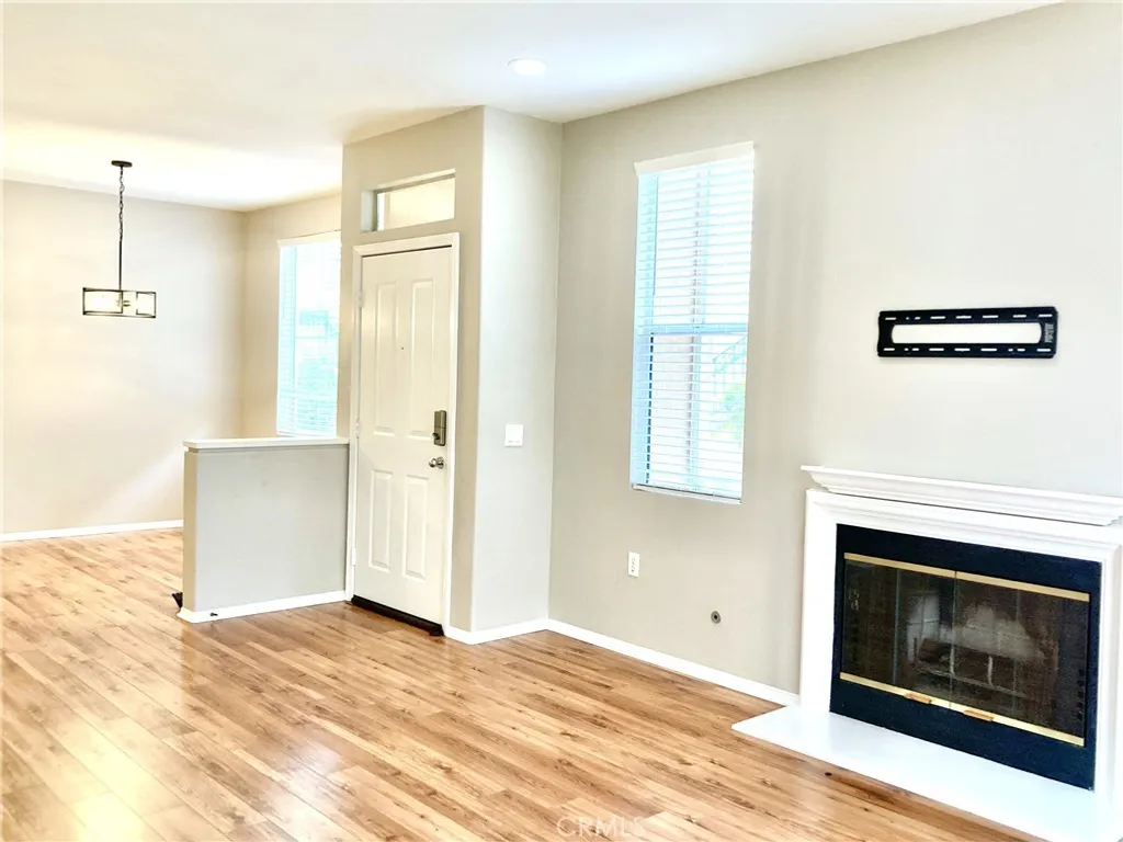 Additional image 4 of 904 Reggio Aisle, Irvine, CA 92606