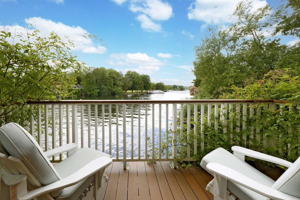 Additional image 6 of 5 bed detached house for saleWargrave Road, Henley-On-Thames RG9