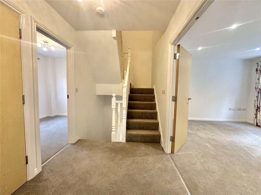 Additional image 8 of Avian Avenue, Curo Park, Frogmore, St. Albans, AL2