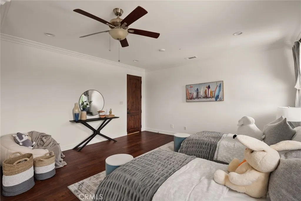 Additional image 101 of 13045 Greenleaf Street, Studio City, CA 91604