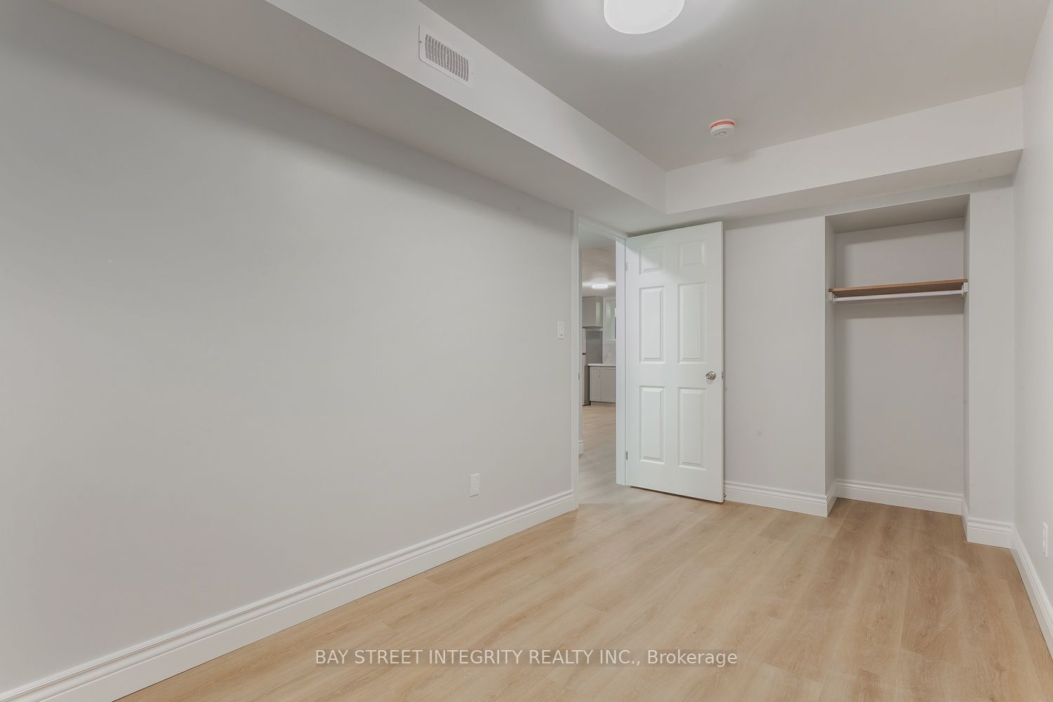 Additional image 6 of Lower-459 Palmerston Boulevard, Toronto, ON, M6G 2N9