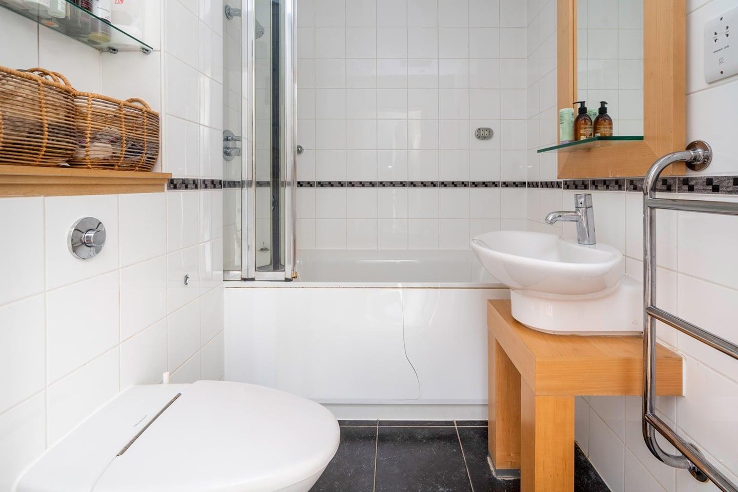 Additional image 6 of 2 Bed Flat, Graham St, N1, N1 7GU