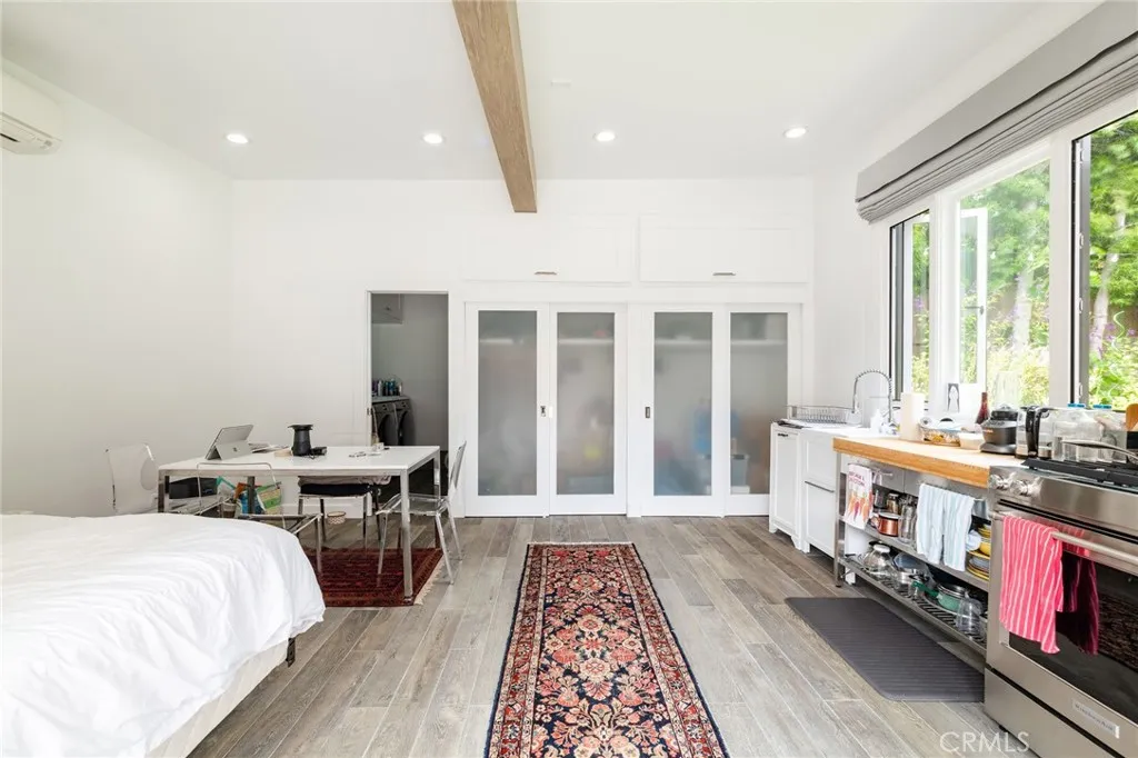 Additional image 34 of 1949 N Catalina Street, County - Los Angeles, CA 90027