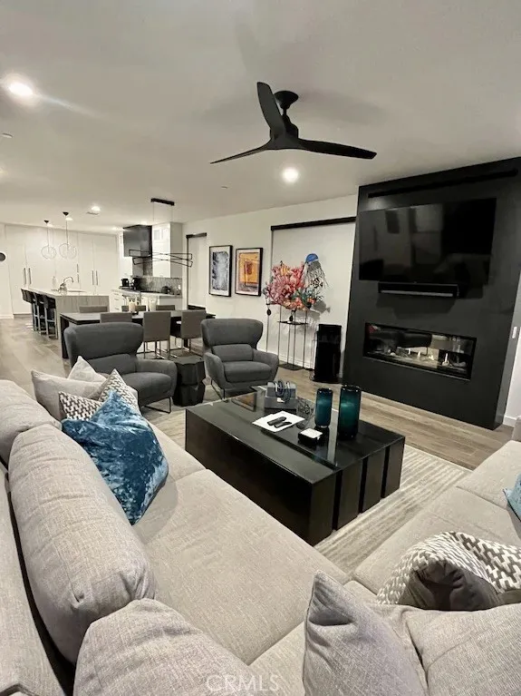 Additional image 76 of 116 W Channel Islands Boulevard, Oxnard, CA 93035