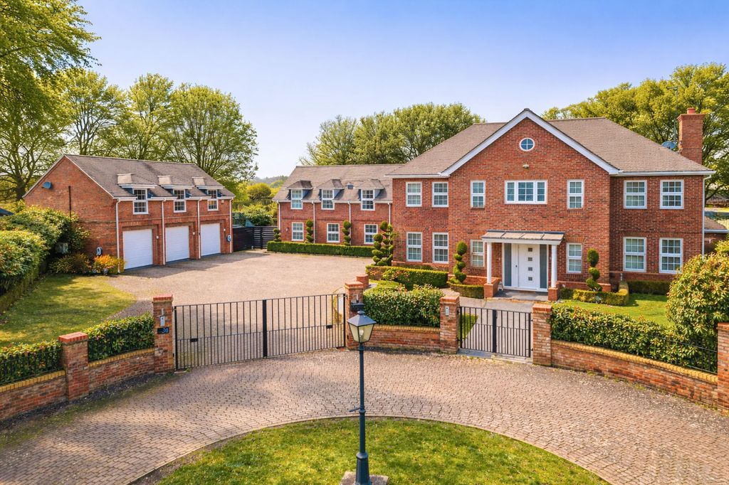 6 bed detached house for saleBelfry Lane, Collingtree NN4