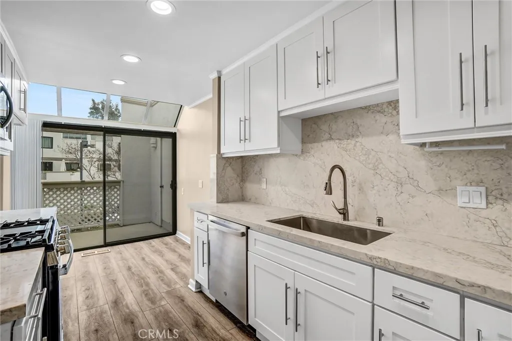 Additional image 21 of 190 N Singingwood Street Unit 6, Orange, CA 92869