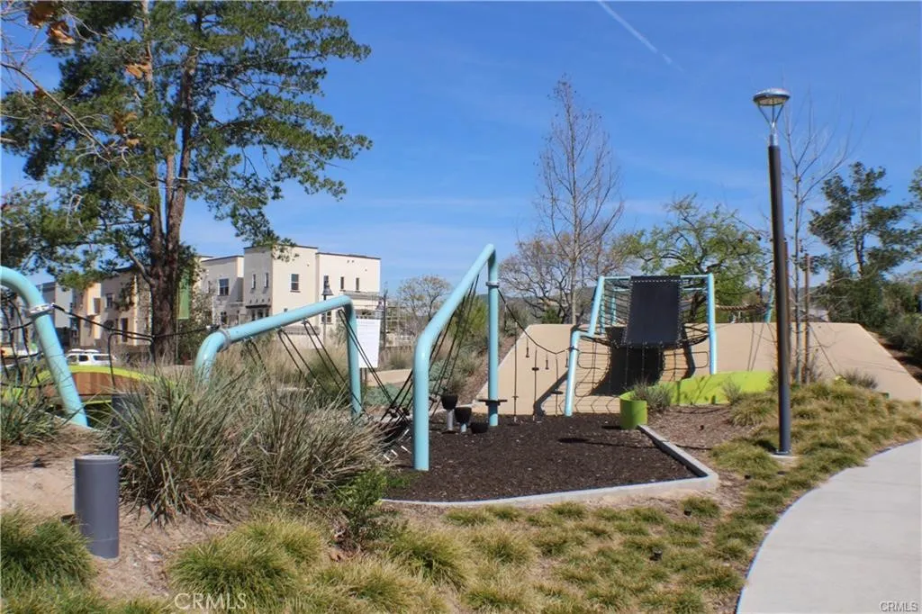 Additional image 41 of 140 Paramount, Irvine, CA 92618