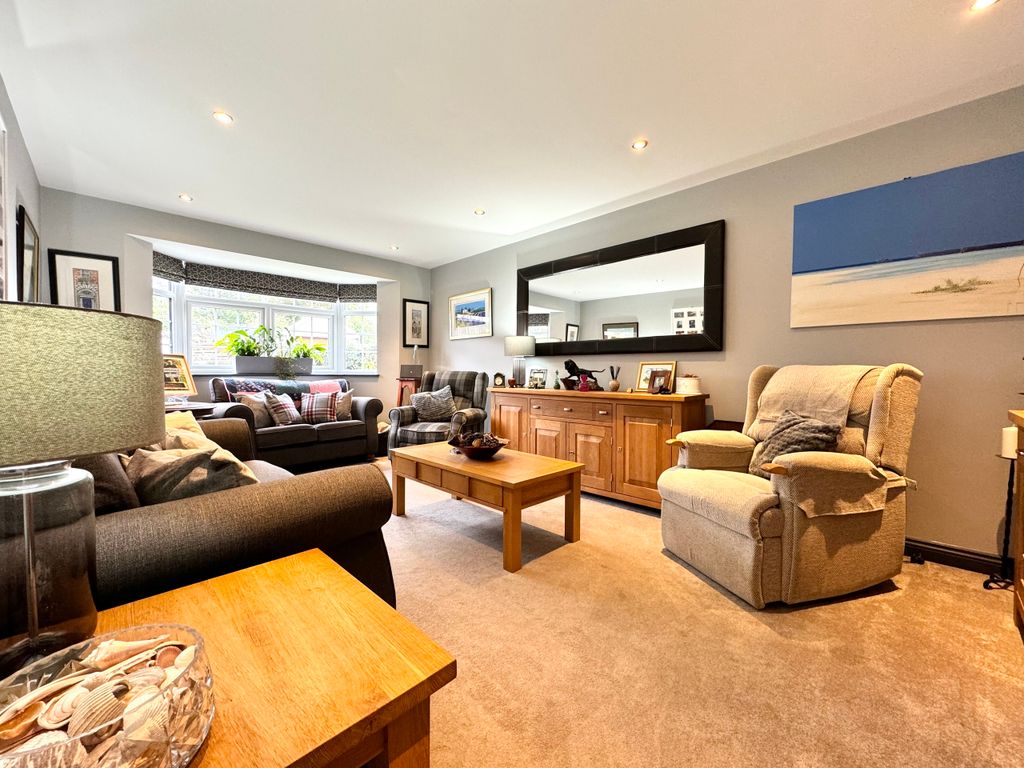 5 bed detached house for saleCopper Beeches, Corner House Street, Aberdare, Mid Glamorgan CF44 photo 2