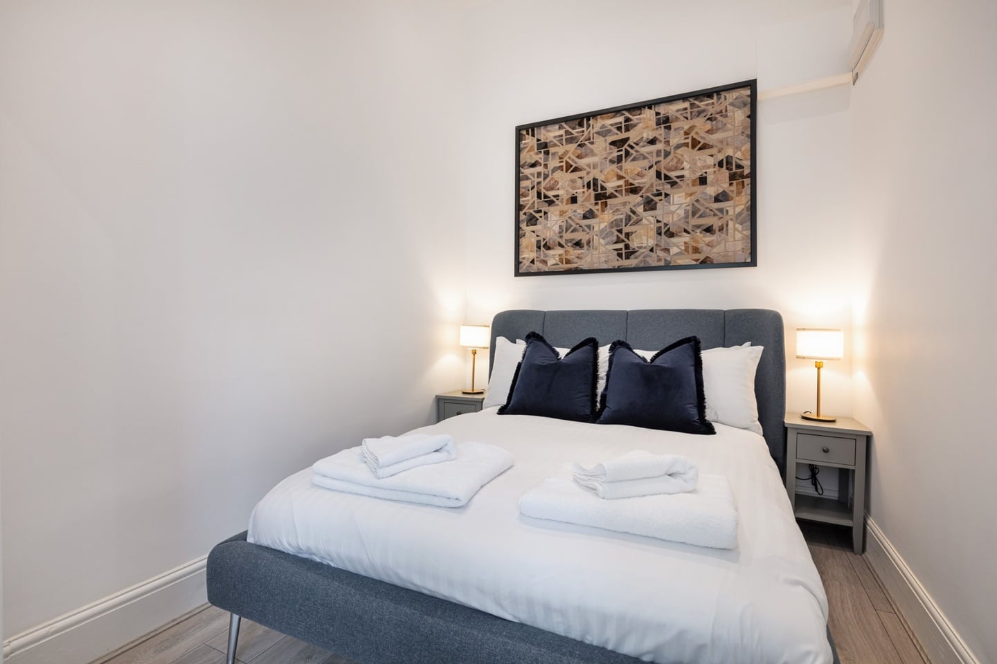 Additional image 6 of 1 Bed Flat, Queen's Gate, SW7, N1 7GU