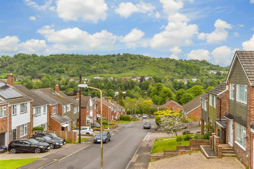 Additional image 8 of Lyndhurst Road, Dover, Kent