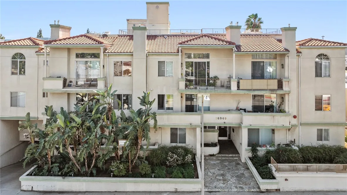 Additional image 77 of 16940 Chatsworth Unit 208, Granada Hills, CA 91344