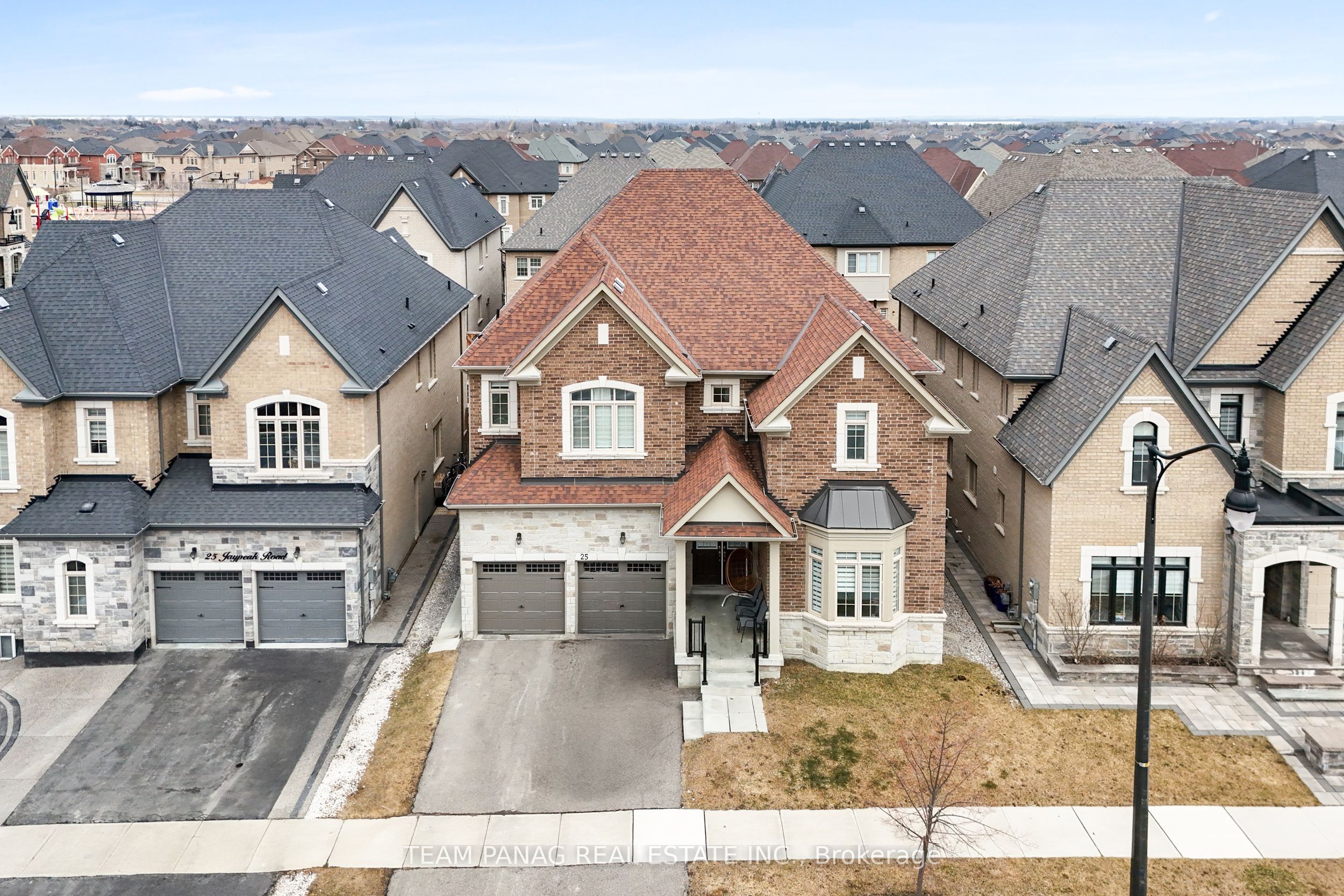 Additional image 2 of 25 Trail Rider Drive, Brampton, ON, L6P 4M4