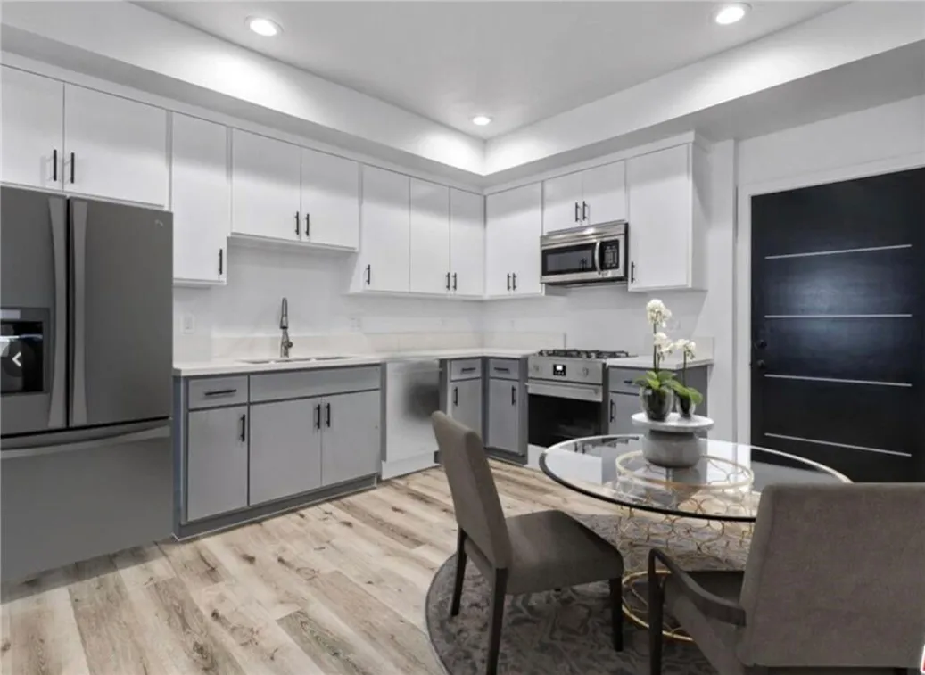 Additional image 11 of 4643 W 18th Street, Los Angeles, CA 90019