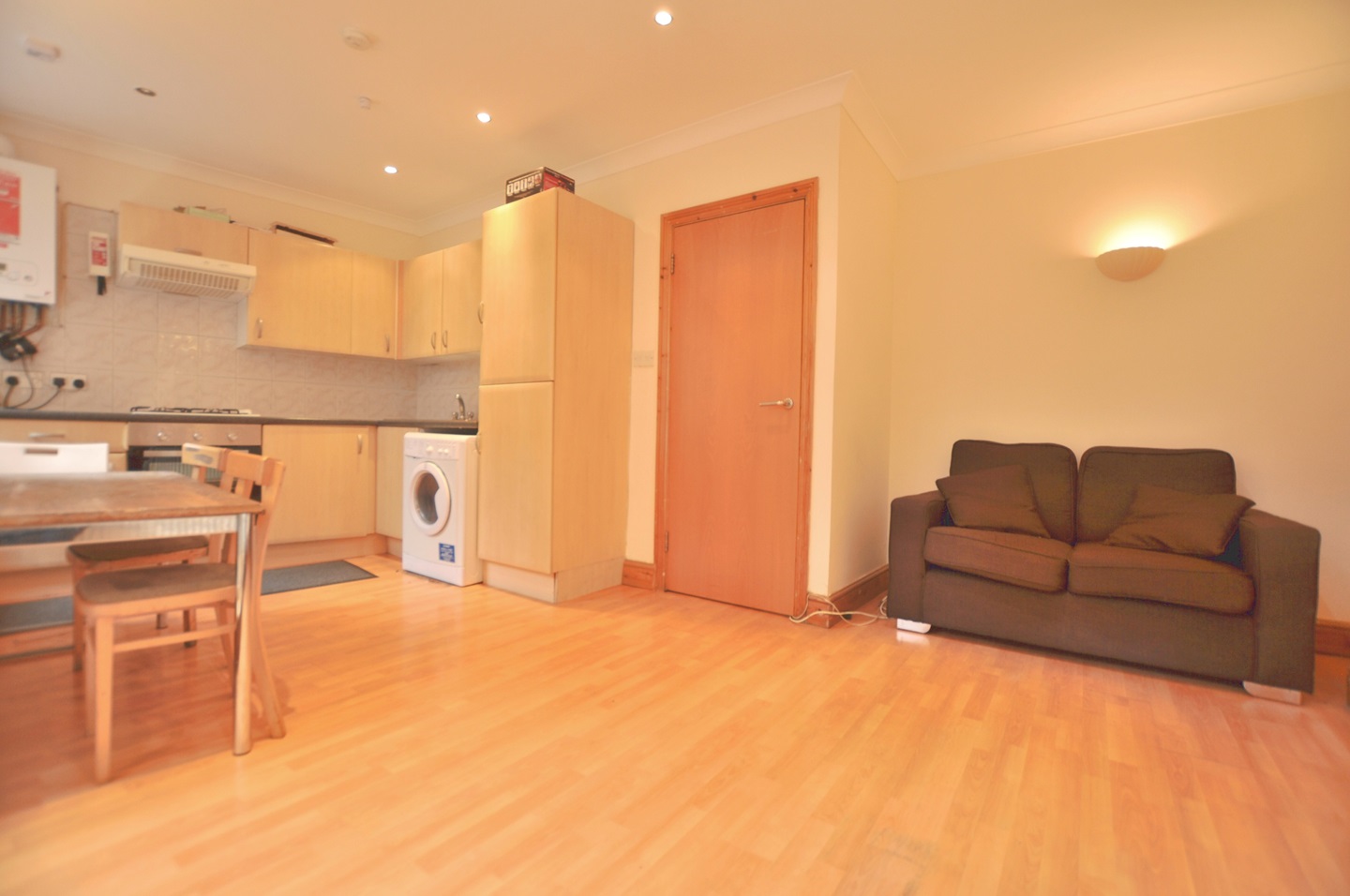Additional image 5 of 2 Bed Flat, Old Street, EC1V, N1 7GU