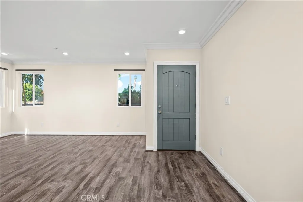 Additional image 3 of 4812 Saturn Street, Los Angeles, CA 90019