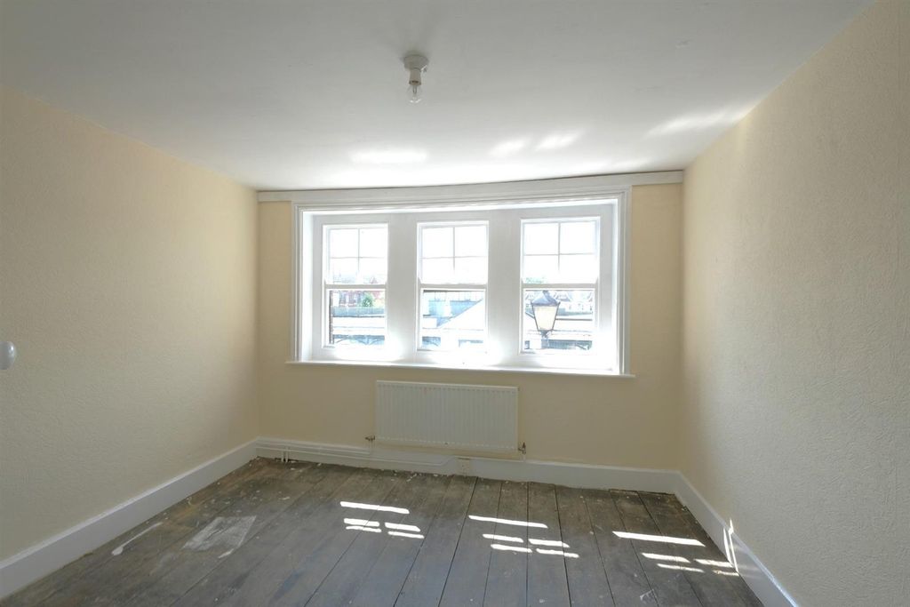 Additional image 6 of 3 bed maisonette for salePrinces Avenue, Llandrindod Wells LD1